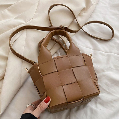 Aurélien | Cora Mini-Handtasche in Flechtoptik