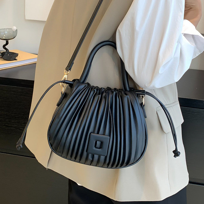 Aurélien | Orie Handtasche mit Falten