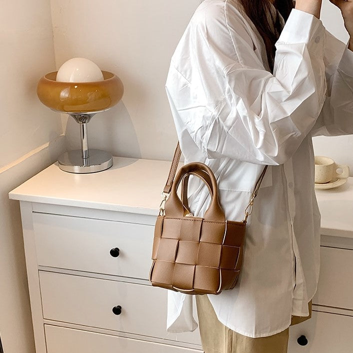 Aurélien | Cora Mini-Handtasche in Flechtoptik