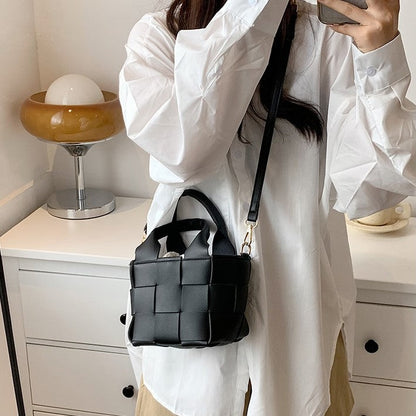 Aurélien | Cora Mini-Handtasche in Flechtoptik